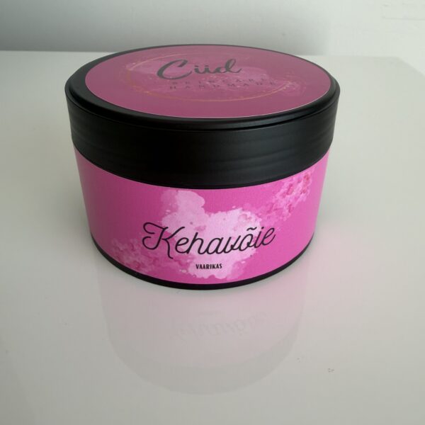 Mangovõiga vaarika kehavõie